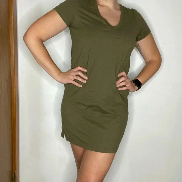 Madewell Olive Green V-Neck T-Shirt Dress - Picture 2 of 3